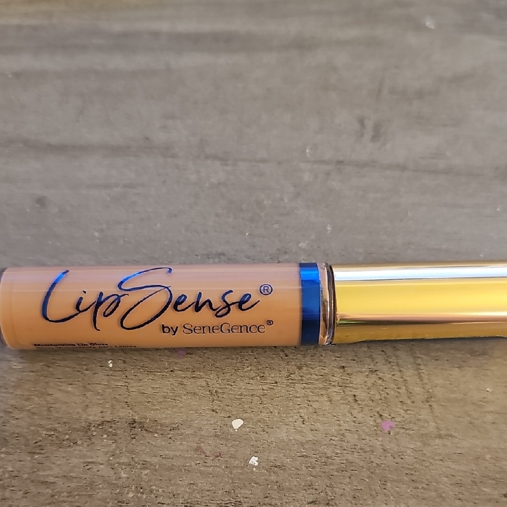 SeneGence LipSense Praline Matte